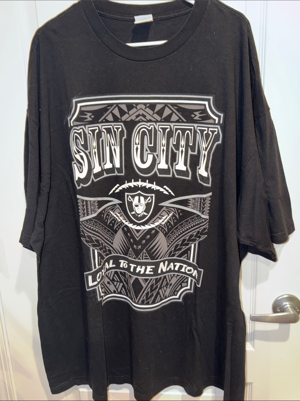 Raiders - Black Sin City Graphic Men’s T-Shirt - size 4XL